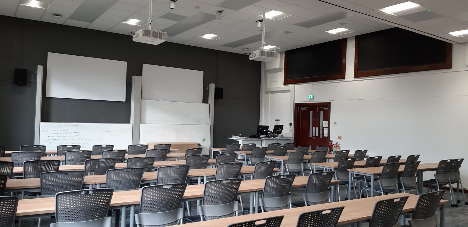 University of Birmingham – The Arts Building – lecture theatres ...